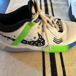 Nike Air Zoom Crossover GS Sprinkle Swoosh Kid Basketball DV1365-101. Sz 7Y